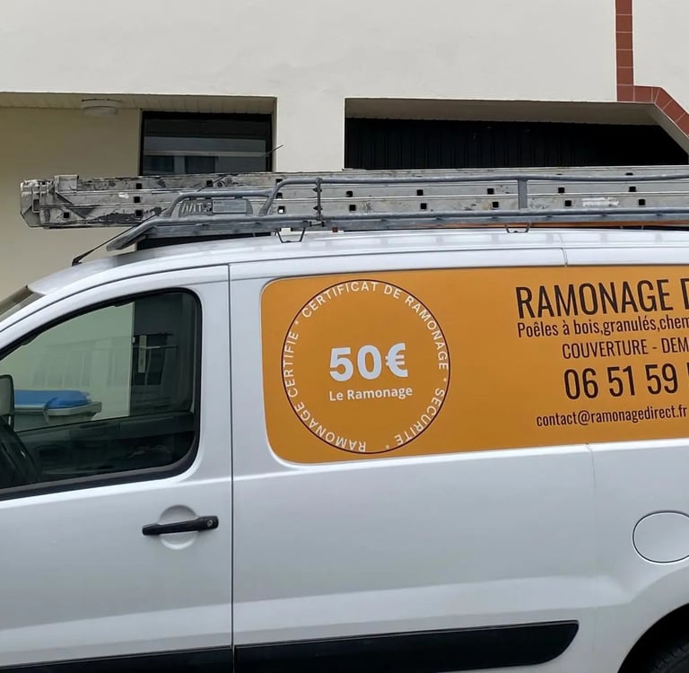 Camion Ramonage Direct artisan ramoneur certifié en intervention à Nantes et La Chapelle-sur-Erdre
