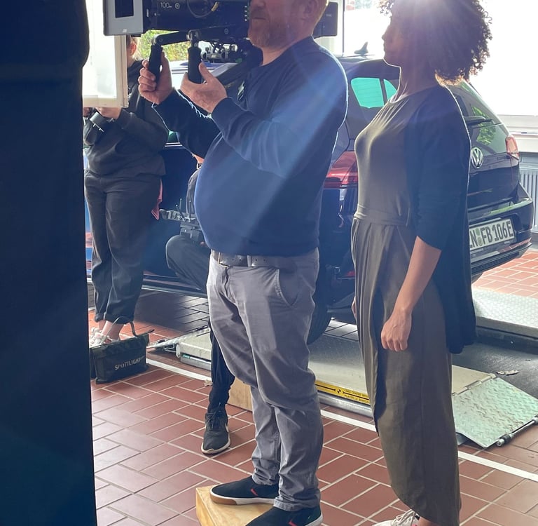 Lichtsetzung Werbefilm febi bilstein – Oberbeleuchter Tobias Menzel, TMLights Köln