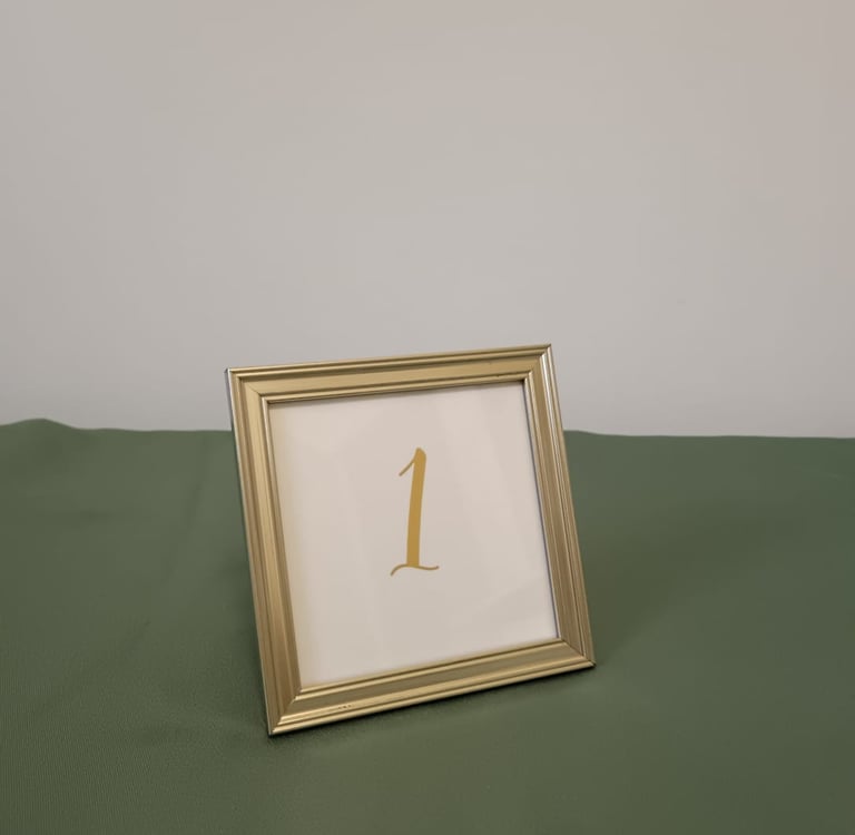 numéro de table carré doré