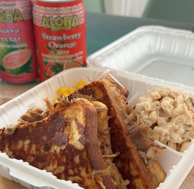 kalua pork sandwich porkys kauai