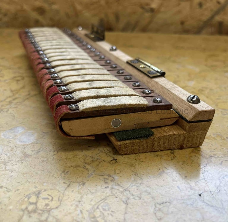 Chevalets étouffoirs piano Rousselot