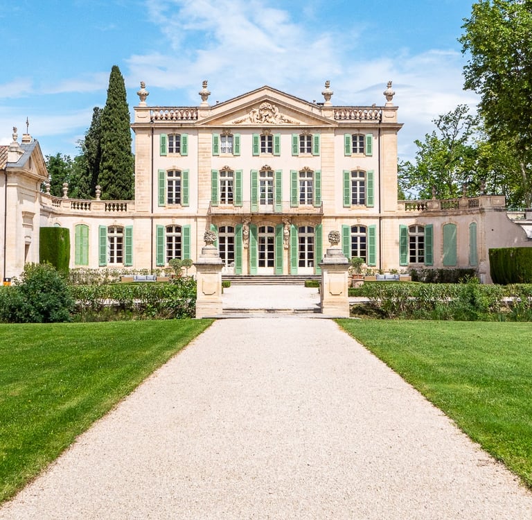 Credit Photo: FABIEN CASTILLO / https://www.chateaudetourreau.com/en/chateau-rental-provence/