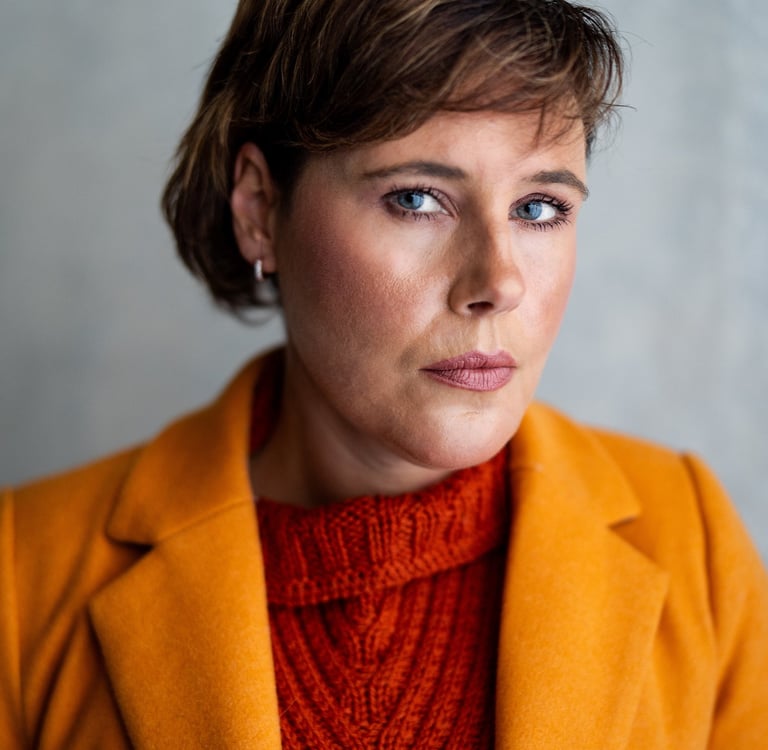 Evelyn Bonella Actor
