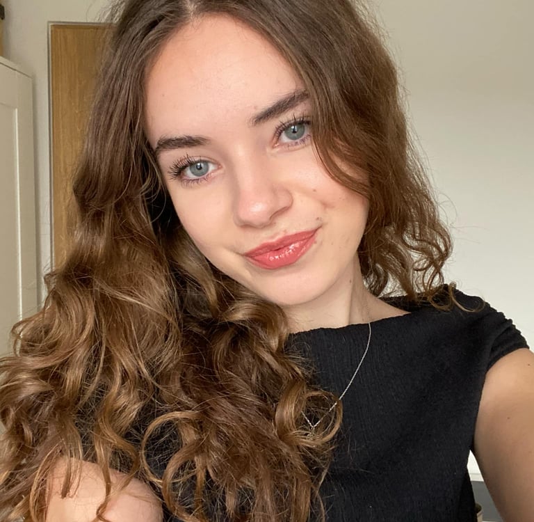 Zdjęcie korepetytorki w Akademii matematyki "Liczydło".