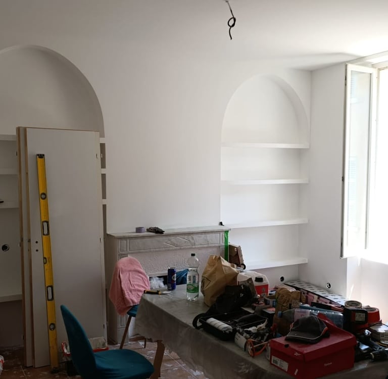Arches en construction dans un appartements en rénovation à La Ciotat