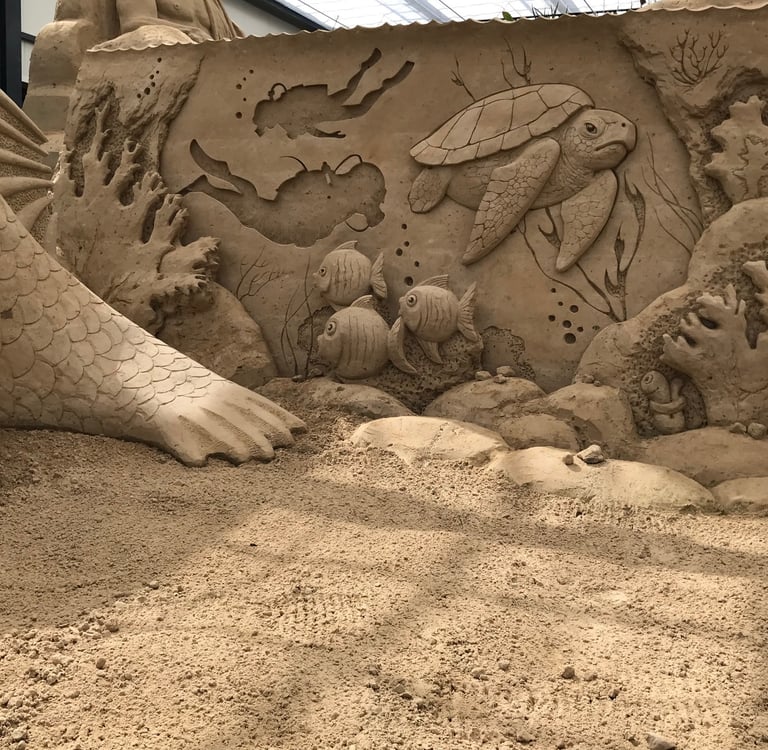Sandskulpturenausstellung in Prora