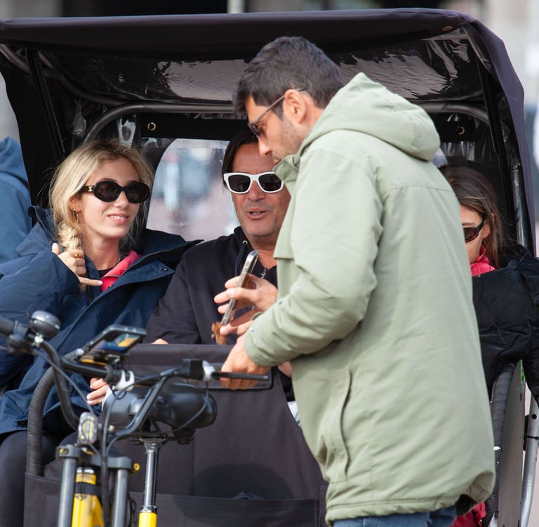 customers from las vegas on bike taxi ride