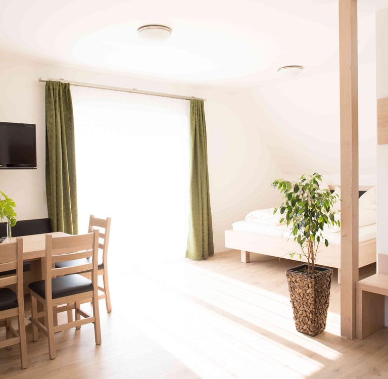 Hauptzimmer der Suite