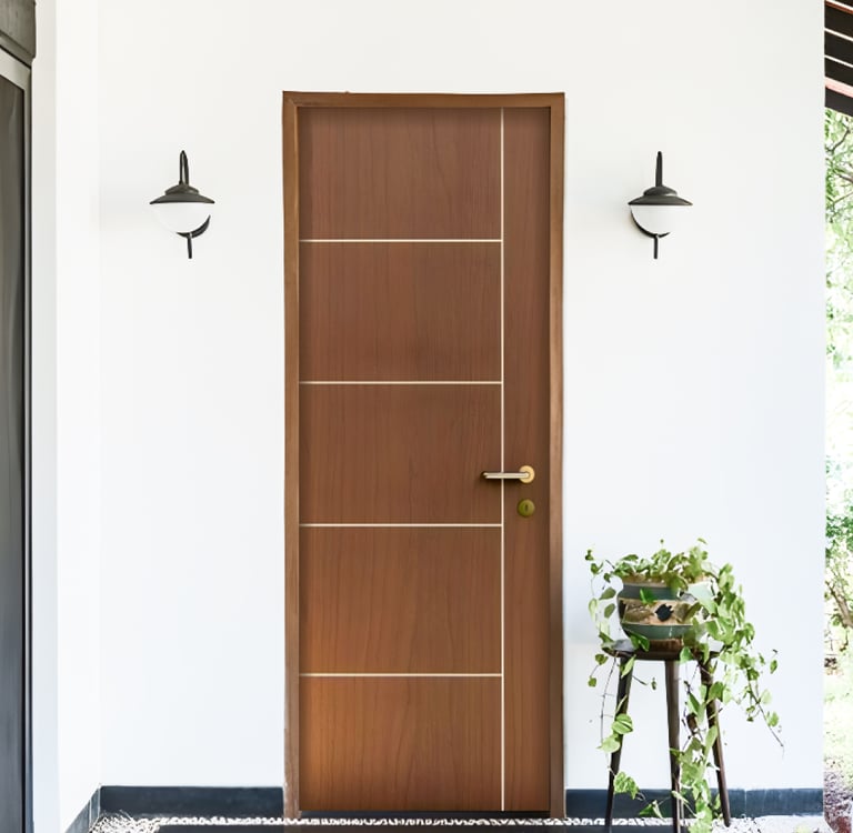 Pintu Solid Wood Panel lapisan HPL (high pressure laminates)