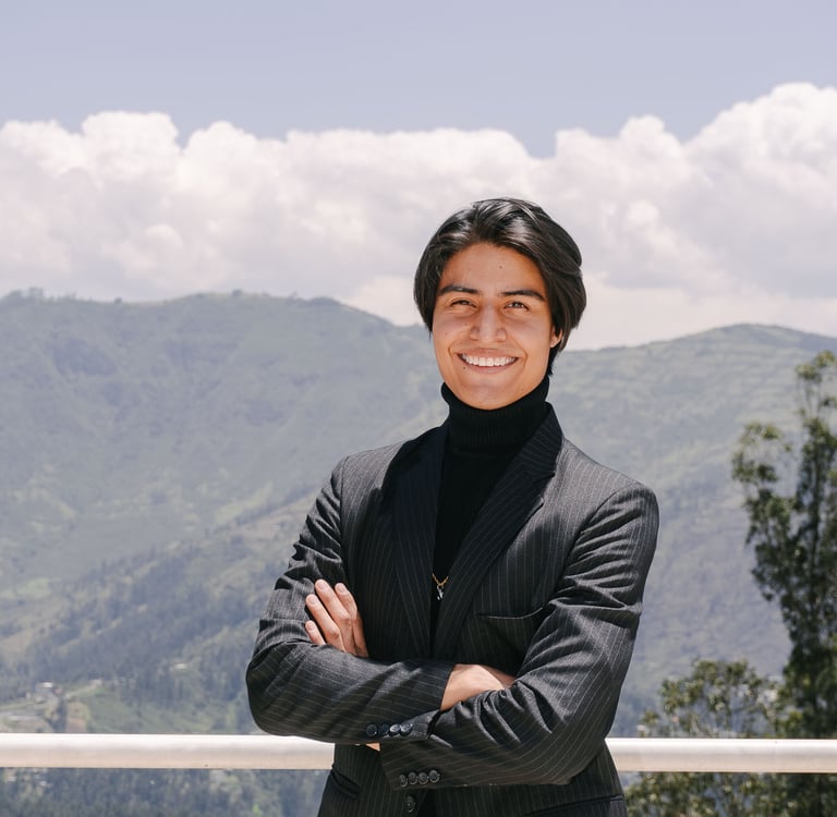 Mateo Salguero, fotógrafo profesional de Coshell Photography en Quito Ecuador