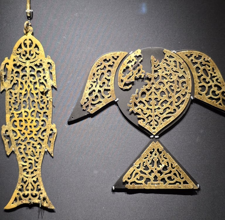 Silla gilt bronze fish shaped ornaments