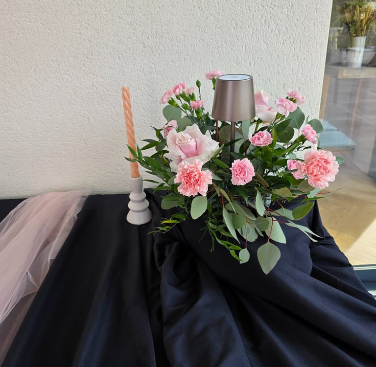 Décoration florale réalisé pour un bapteme par Ewel Events à Millau