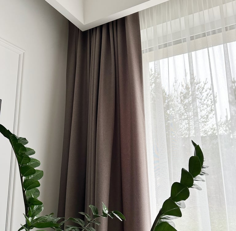 dieninės ir naktinės užuolaidos