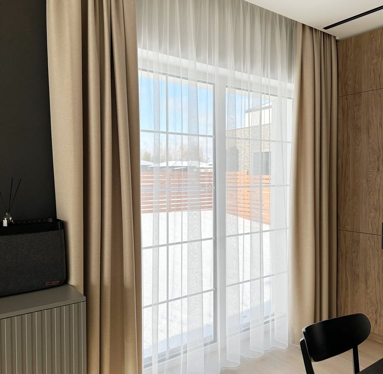 skaidrus dieninis tinklelis