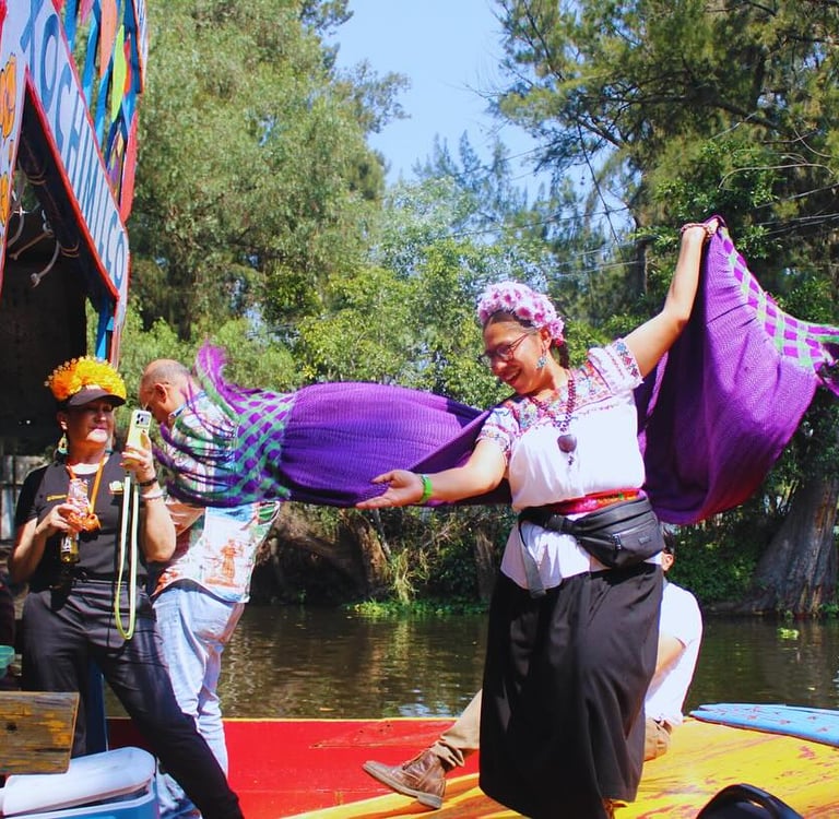 Apapalot. La mariposa de la aguas que cuenta leyendas y narra historias de amor.