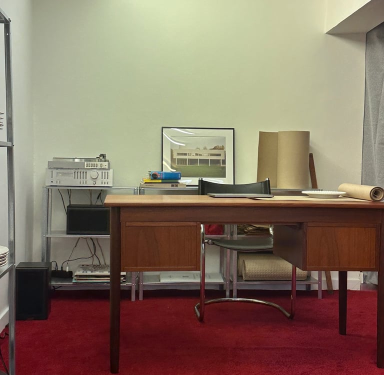 modernist parduotuvė