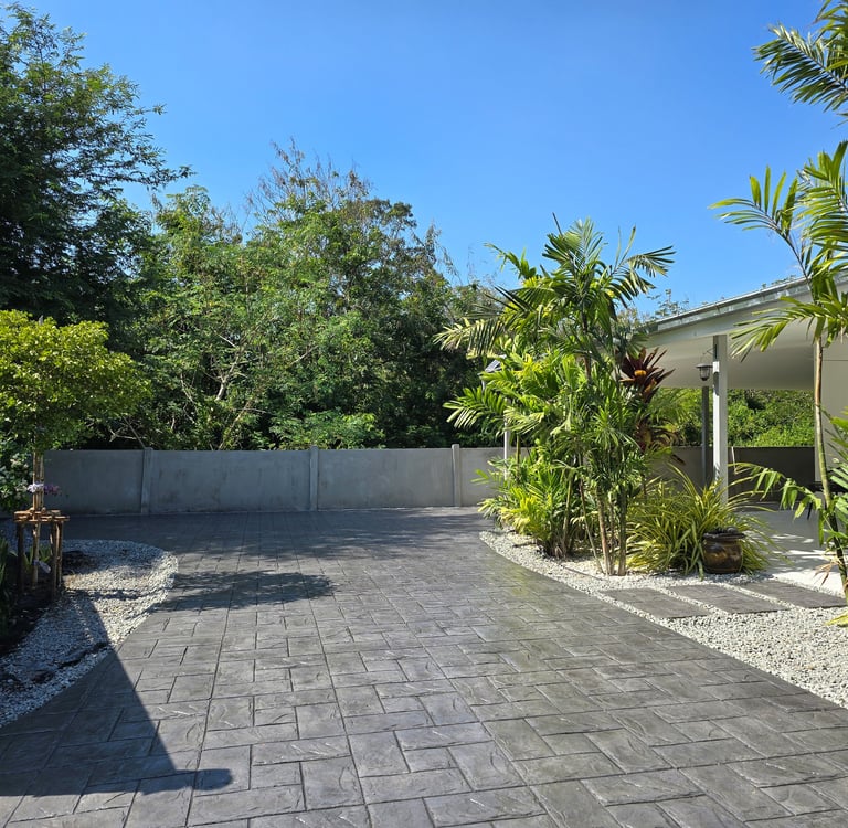 Stamped concrete driveway St Petersburg Florida decorative concrete installation