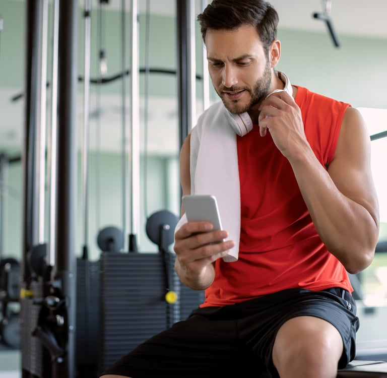 Personal Trainer Crawley - Client Using App