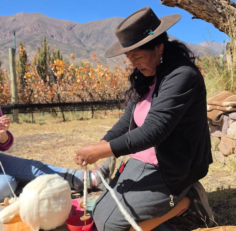 Aprendemos con Sabina - Círculo de tejedoras andinas - Jujuy 2026