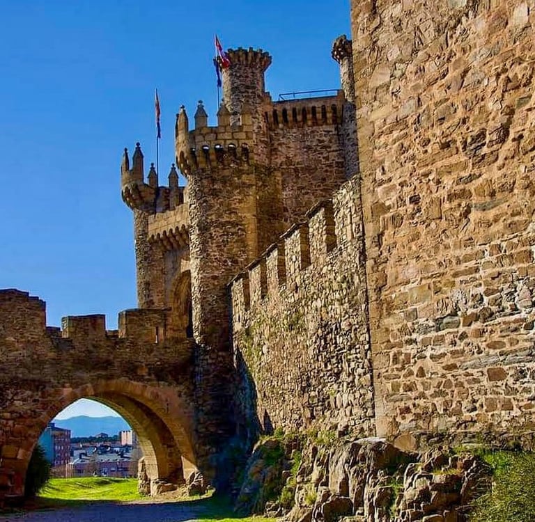 Castillo de los templarios de Astorga con Visitas Guiadas León