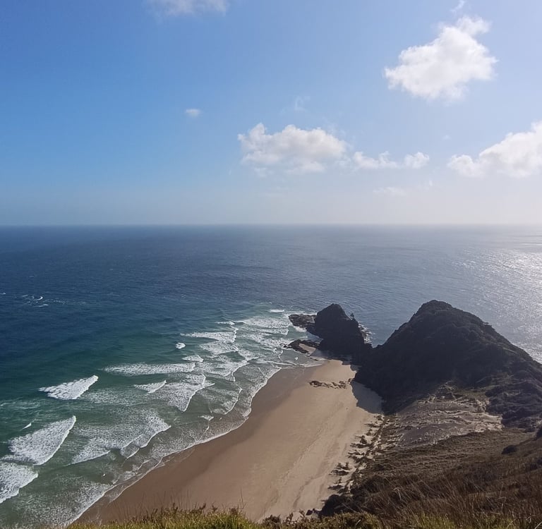playa Te Werahi desde el faro de Cape Reinga