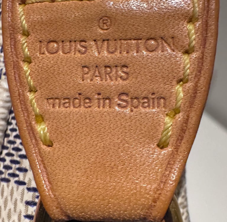 designer laukun ompelujälki