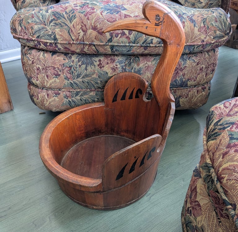 a wood tub