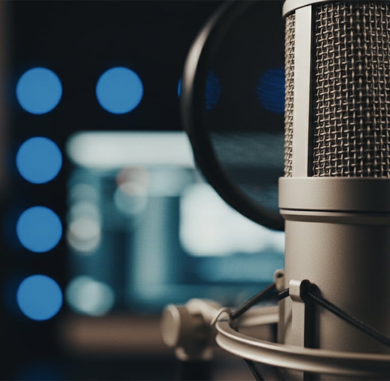 Capítulo 7: Sentimiento, Voz de Marca y el "Triángulo de la Credibilidad"