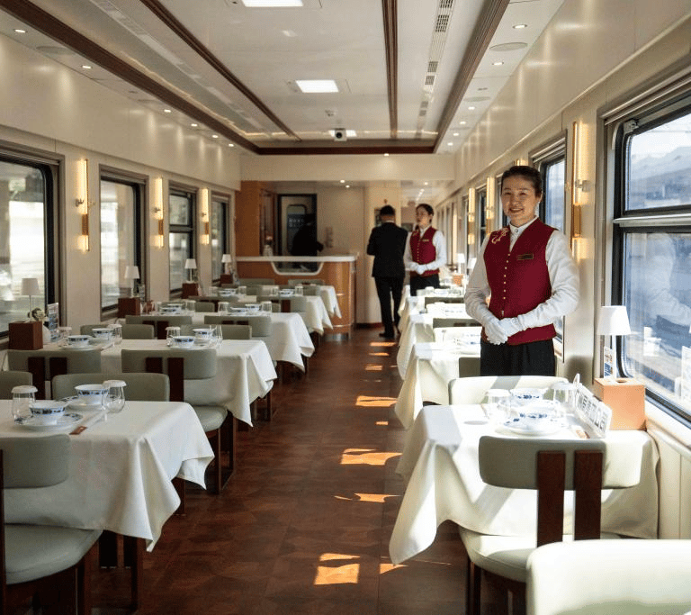 Dining Car - Xiaoxiang Restaurant