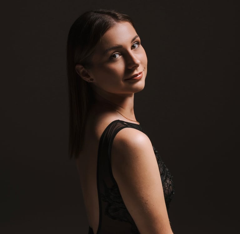 photographie portrait de femme en studio, classe, à Gisors