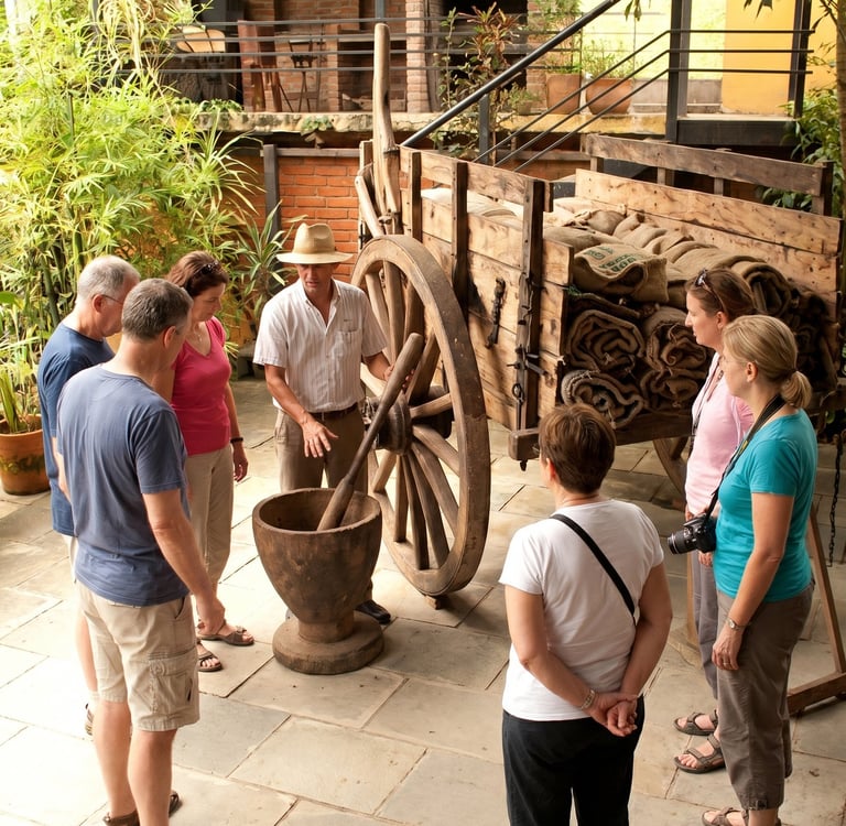 Explicacion en visita al museo del cafe tal apan en coatepec veracruz