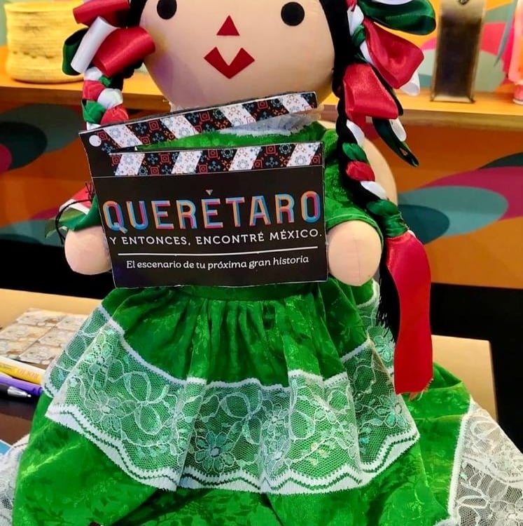 Muñeca lele, que invita en el próximo viaje conocer destinos en México como Querétaro