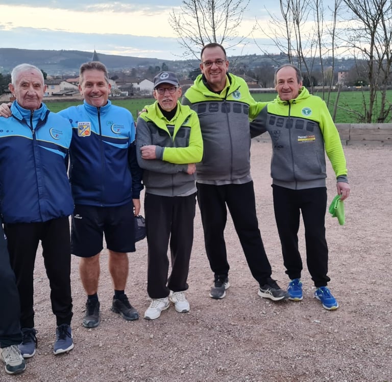 équipe de pétanque de Charnay-lès-Mâcon