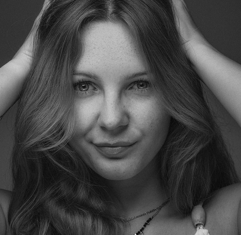 portret vrouw sexy hand in haren