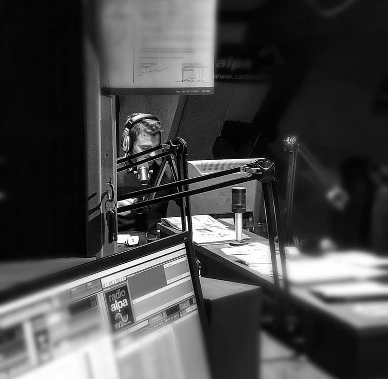 Aurélien Cailloce animateur radio france europe le mans sarthe tours paris event