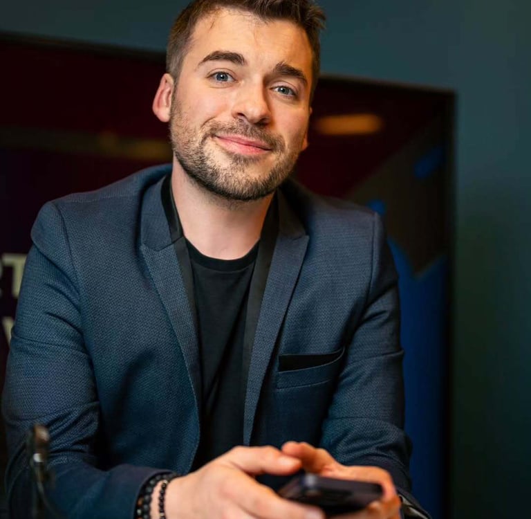 Aurélien Cailloce animateur professionnel contact france le mans