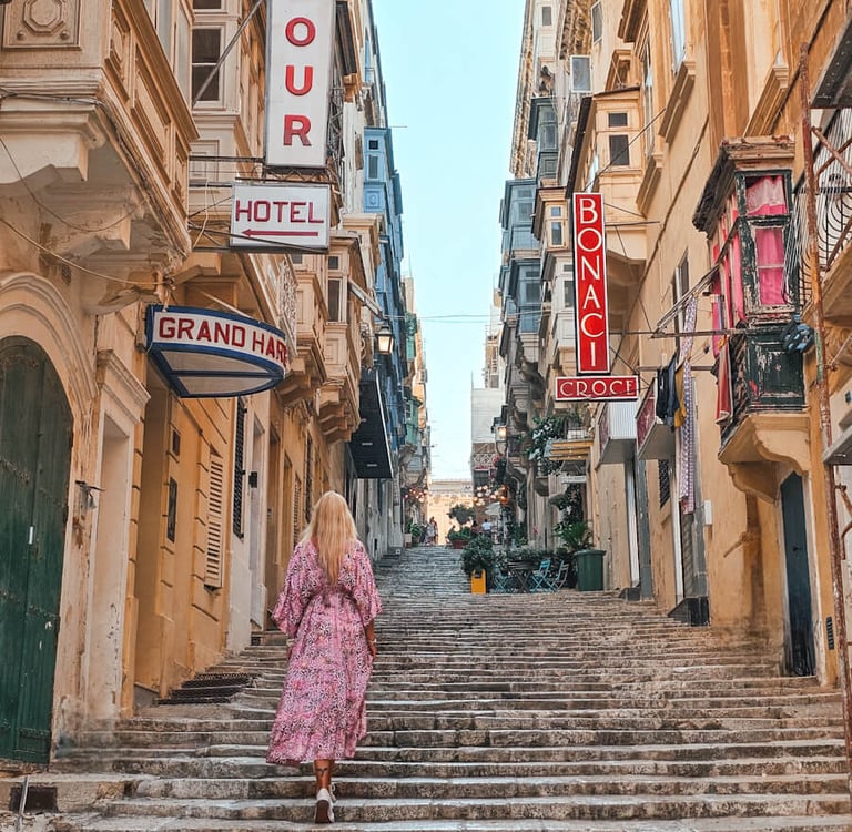 valletta stairways street