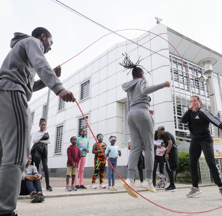 Jeunes en cours de Double Dutch à Bezons — initiation et perfectionnement