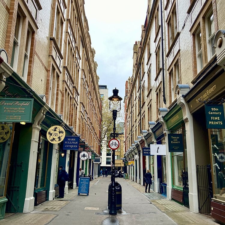 Cecil Court