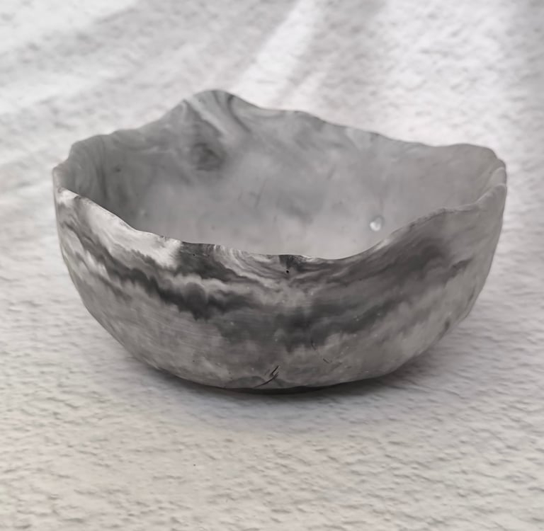 Dekoratyvinis rankų darbo dubenėlis bangų formos namų interjerui