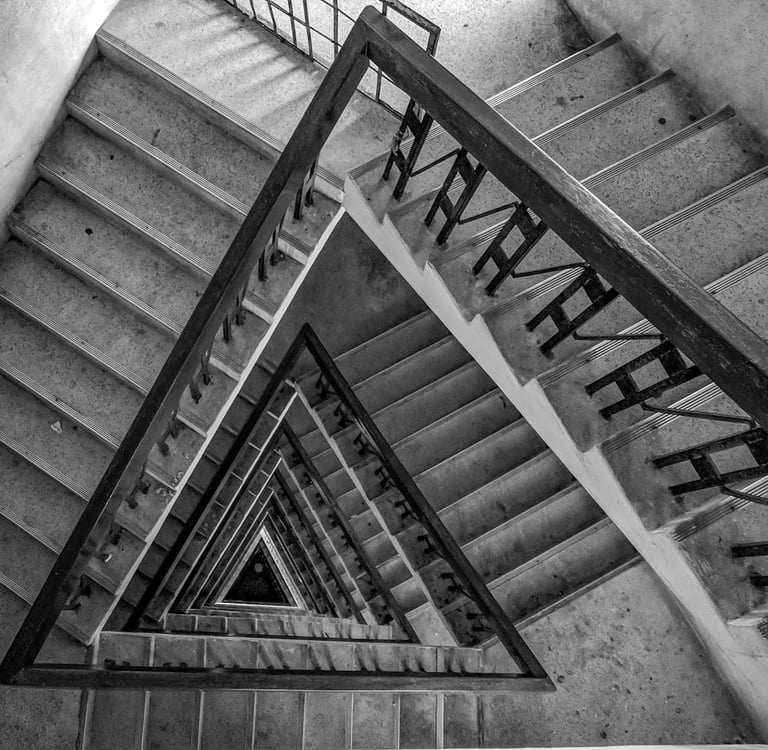 Mastering Leading Lines in Photography: The Art of Guiding the Viewer’s Eye