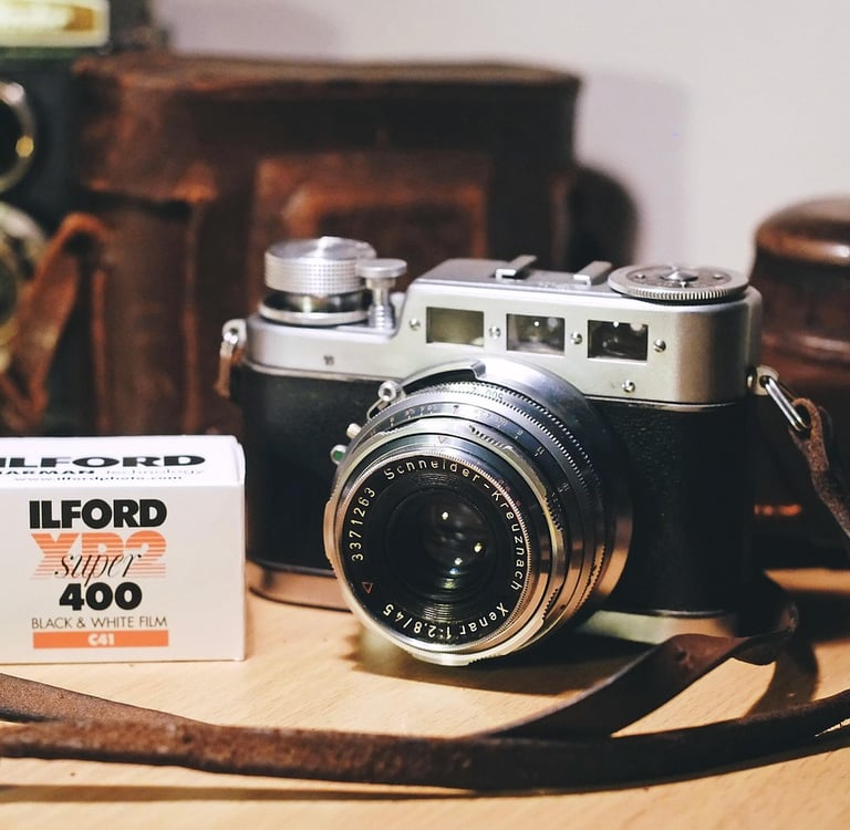 The Timeless Charm: Rediscovering the Joy of Film Photography in a Digital World