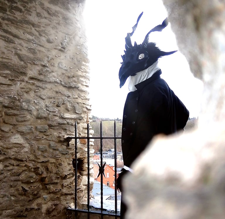 tutorial: Full face mask with horns DIY