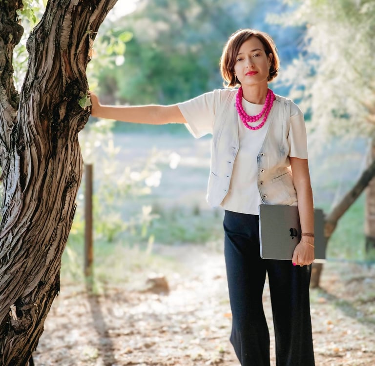 Anna Mastrolitto mentora y coach de espiritualidad práctica y negocios creativos