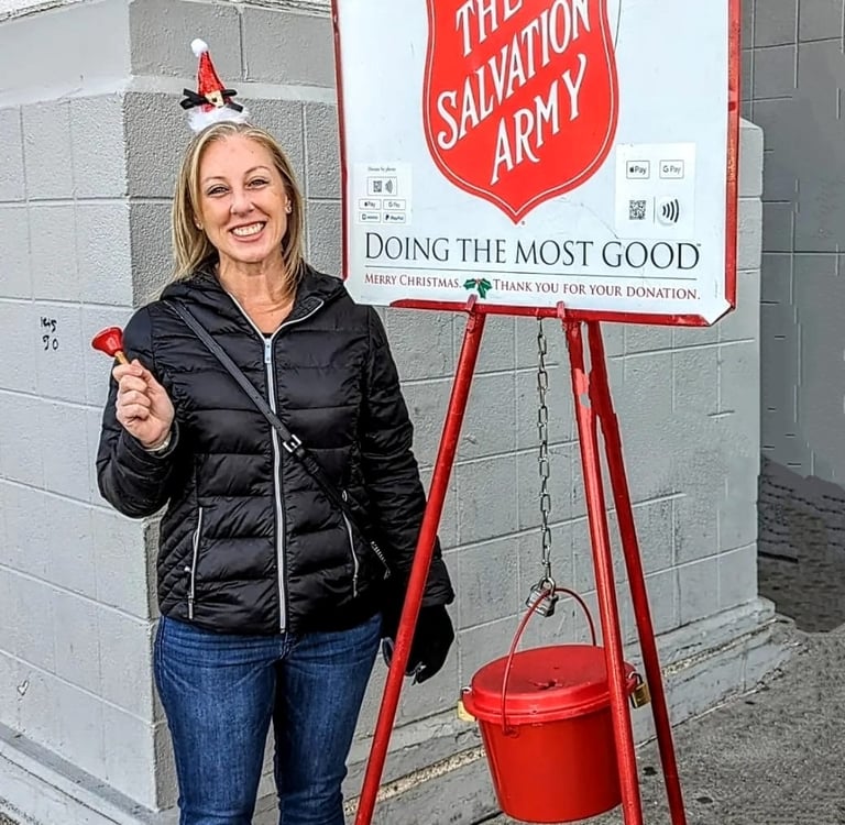 Rachel McQuillen volunteering at the Salvation Army collection