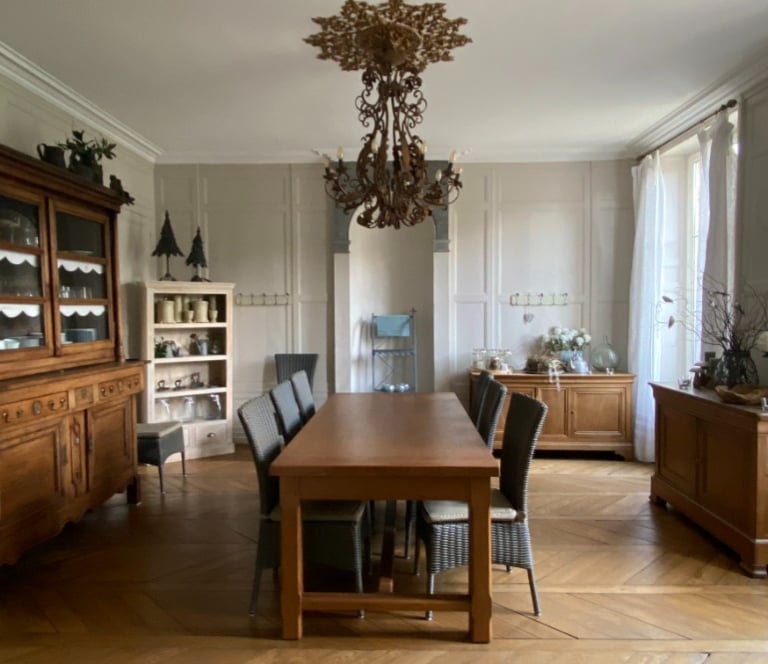 Das Esszimmer eines Maison de Maître, Herrenhaus