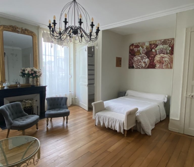 Das Herrenschlafzimmer des Maison de Maître, Herrenhaus