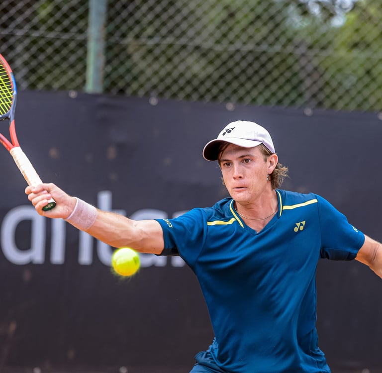 Midón comenzó con el pie derecho en Córdoba para continuar su racha ganadora.
