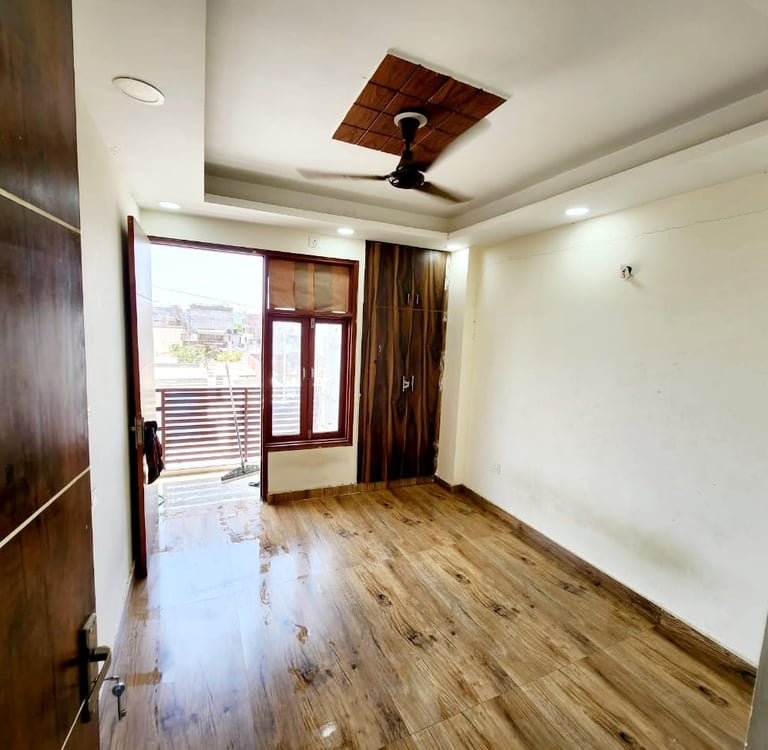 Affordable 2 BHK flat in Chattarpur near Qutub Minar metro