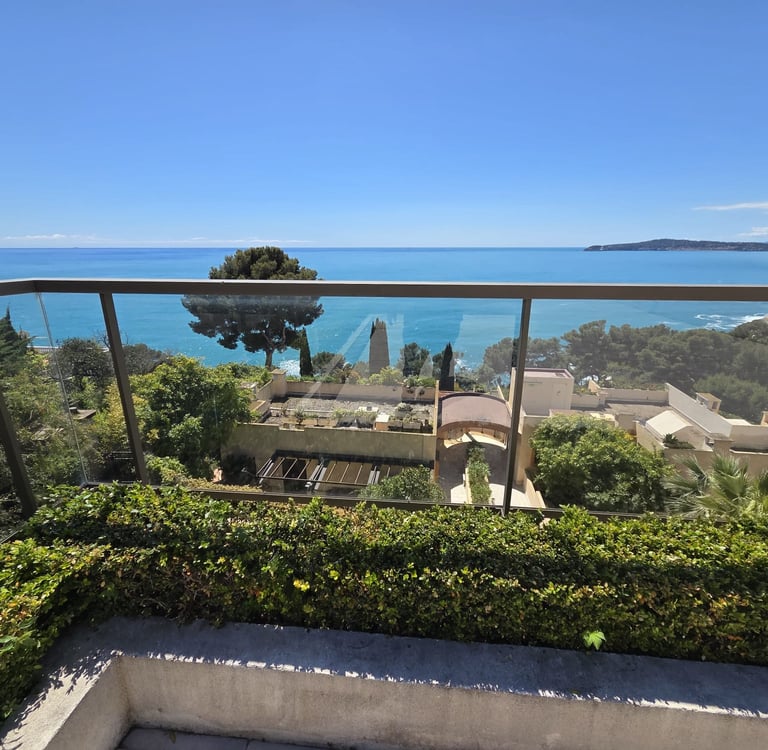 garde corps mer eze maison piscine french riviera nice miroiterie